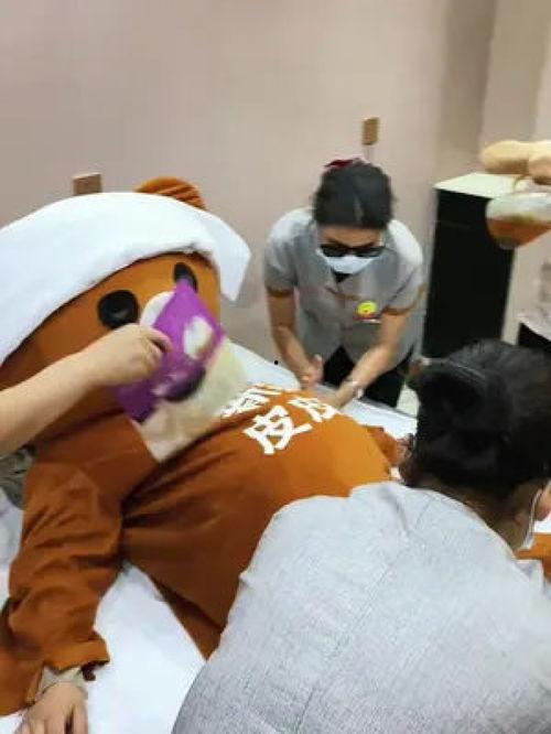 搞笑足疗视频,搞笑足疗视频笑翻天