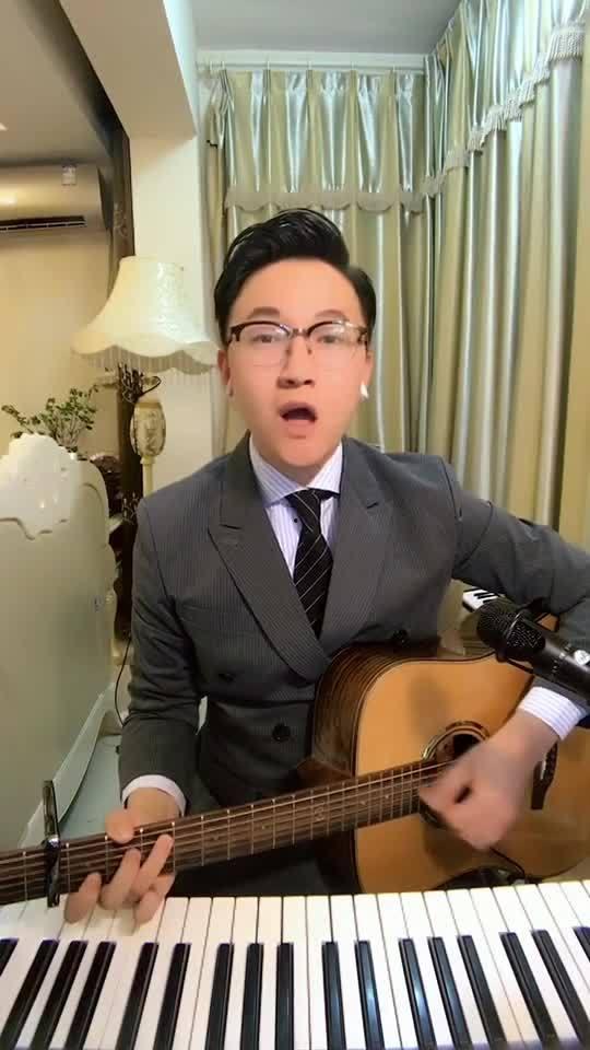 西服哥视频,打造职场精英形象之道